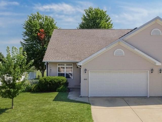 Townhouse for sale in North Bridge, Normal