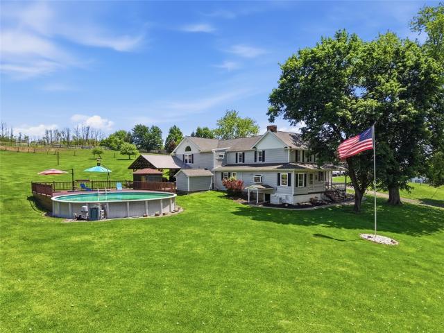 House for sale in Mount Pleasant Township, Washington County