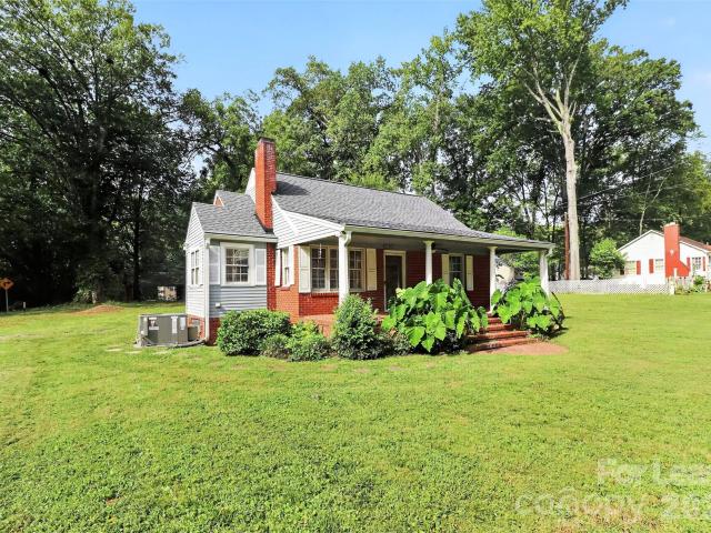Property for rent in Mecklenburg, North Carolina