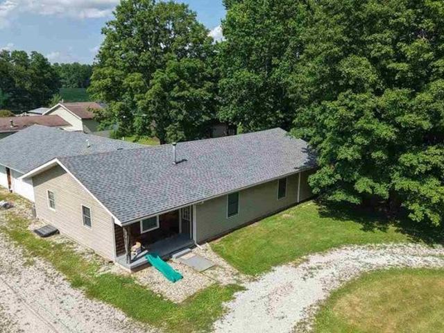 House for sale in Rosedale, Indiana