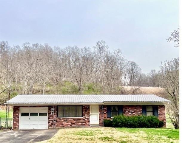 House for sale in Chesapeake, Ohio