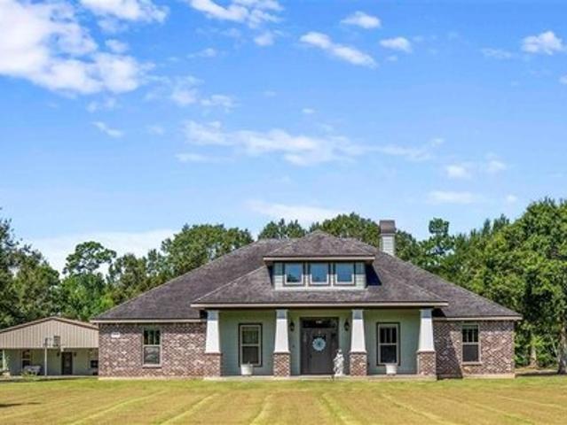 House for sale in Sulphur, Calcasieu Parish