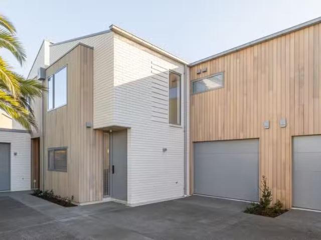 House for sale in Heathcote, Canterbury