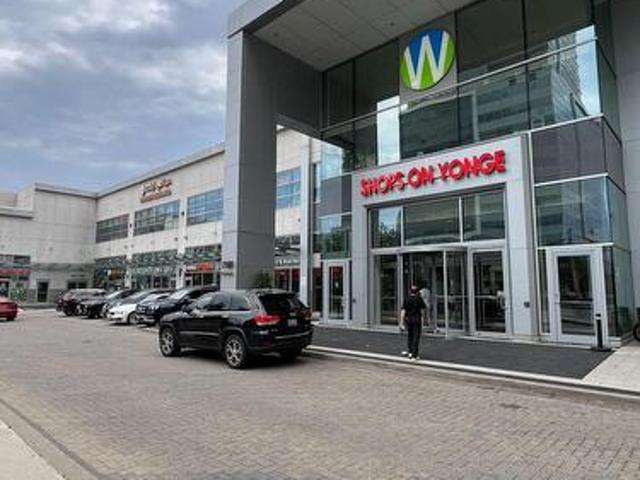 Commercial for rent in York, Ontario