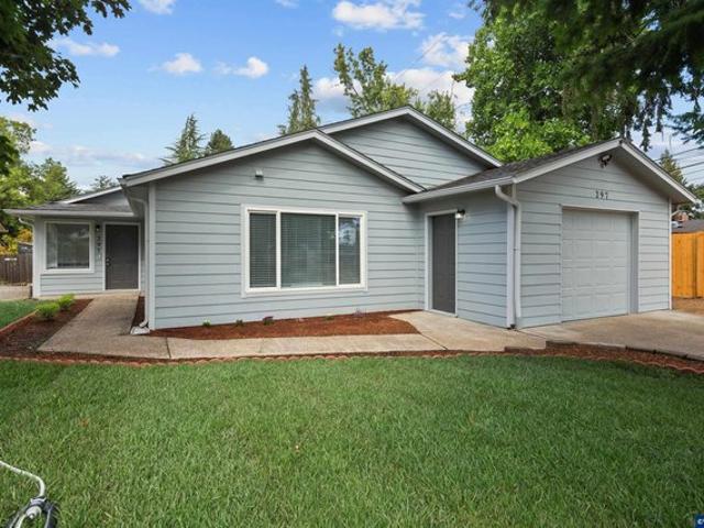 House for sale in Oregonia
