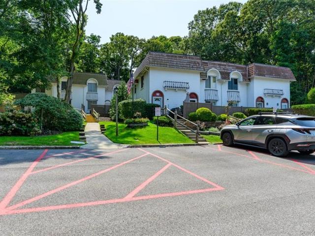Condo for sale in Coram, Town of Brookhaven