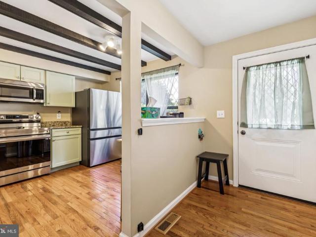 Townhouse for sale in Sterling