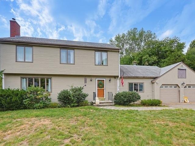 House for sale in Walpole, Massachusetts