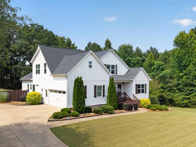 House for sale in Williamson, Georgia