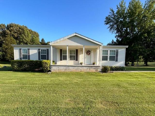 House for sale in Elizabethtown, Illinois
