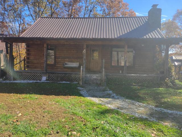 House for sale in Manchester, Kentucky