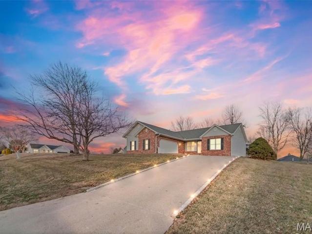 House for sale in Jersey, Illinois