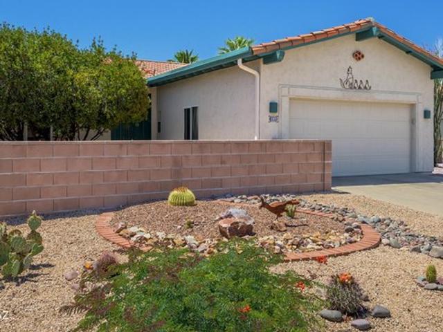 House for sale in Green Valley, Arizona