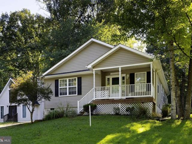 House for sale in Louisa, Louisa County
