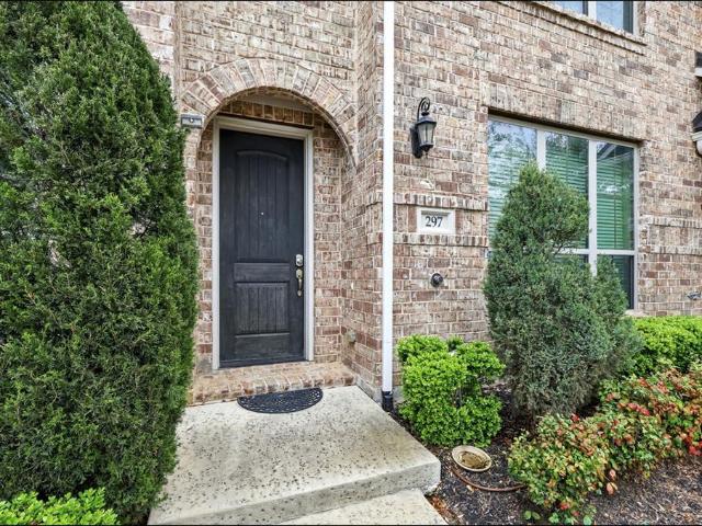 Townhouse for sale in Denton, Texas