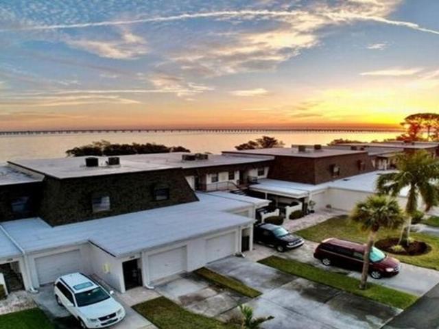 Condo for sale in Clearwater, Florida