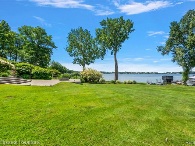 Property for rent in West Bloomfield, Michigan