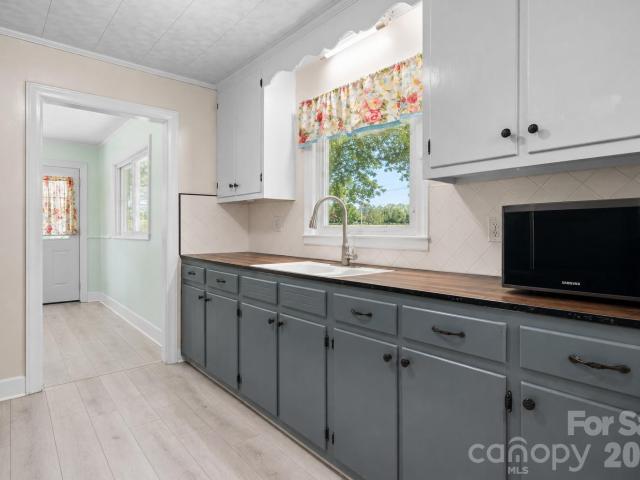 House for sale in Catawba, North Carolina