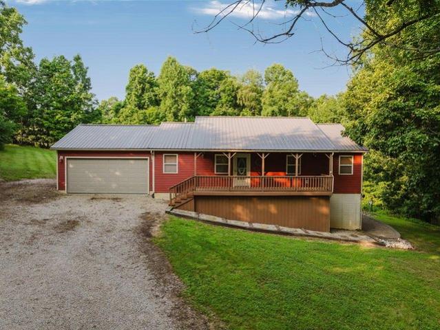 House for sale in Junction City, Ohio