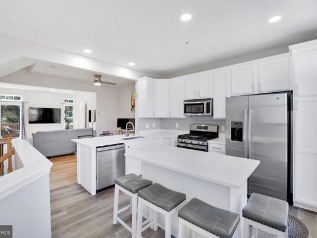 Townhouse for sale in Virginia