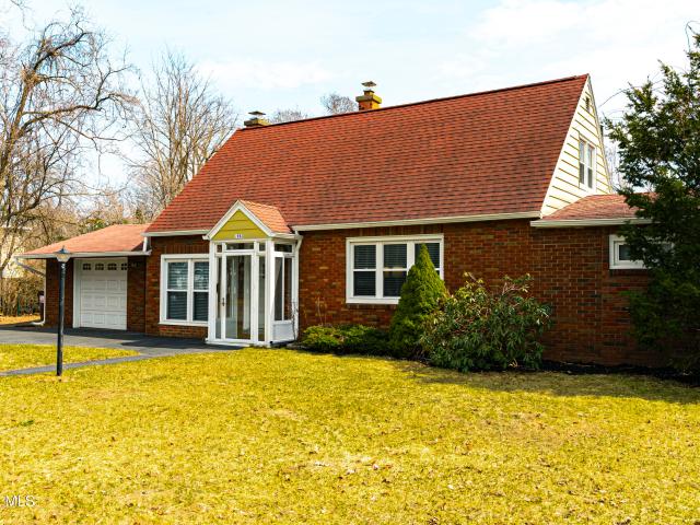 House for sale in Guilderland, New York
