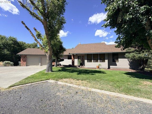 House for sale in Oregonia