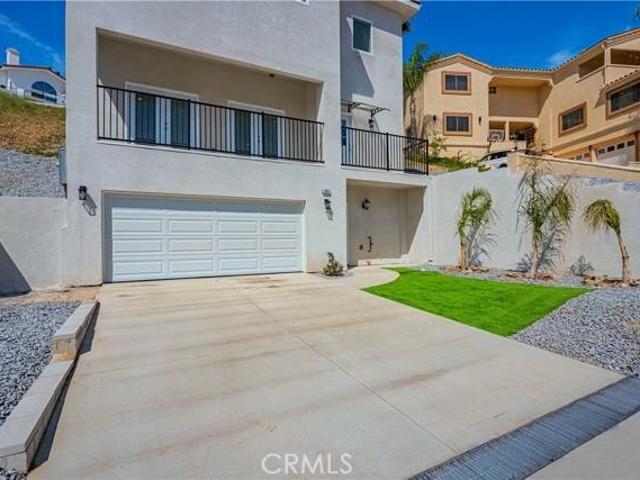 House for sale in Canyon Lake