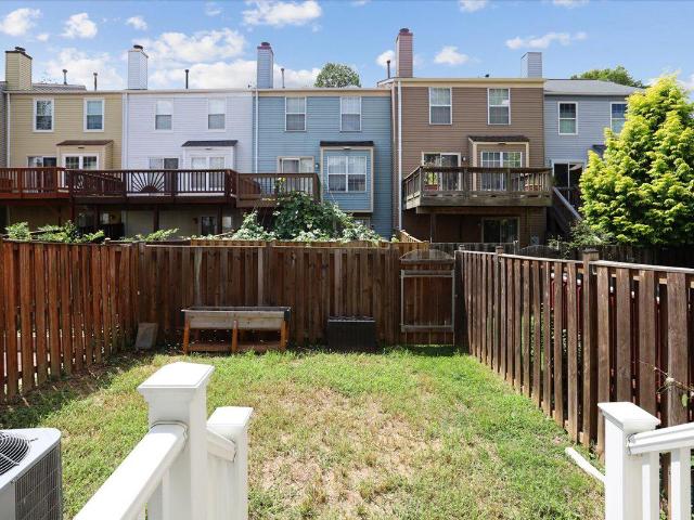 Townhouse for sale in Virginia