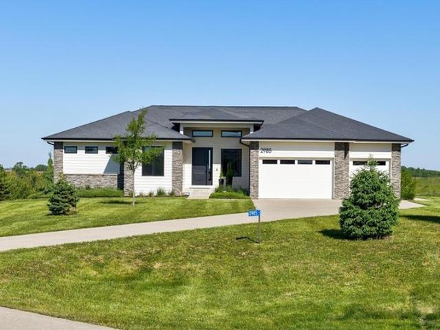 House for sale in Van Meter, Iowa