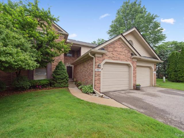 Condo for sale in Farmington