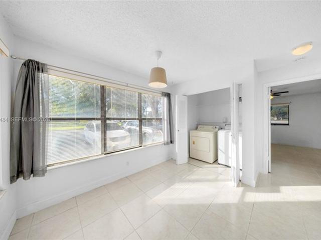 Condo for sale in Davie, Florida