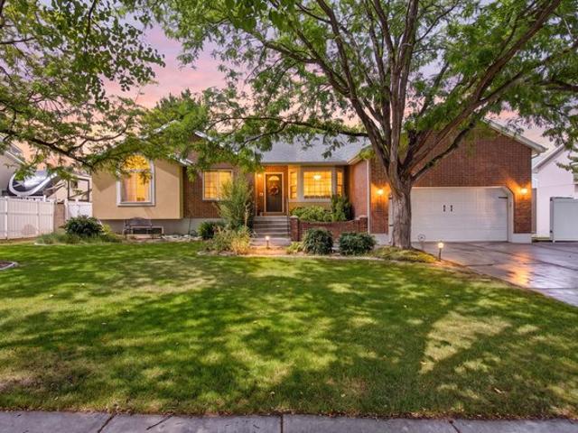 House for sale in South Jordan, Utah