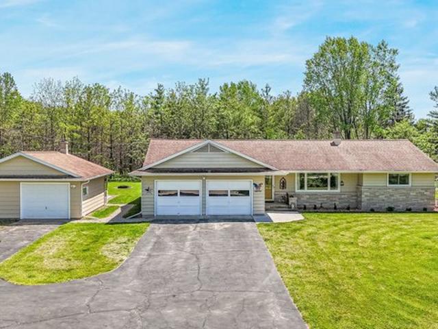 House for sale in Neenah, Wisconsin
