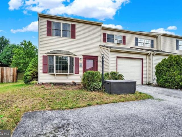 Townhouse for sale in Dover, Pennsylvania