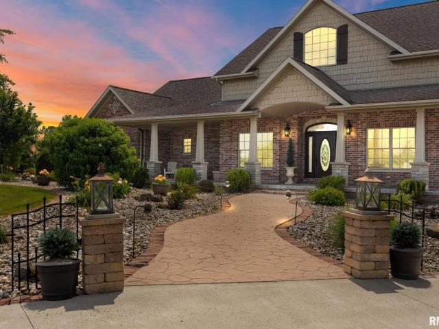 House for sale in Mclean, Illinois