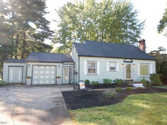 House for sale in Poland, Ohio