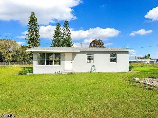 House for sale in Moore Haven, Florida