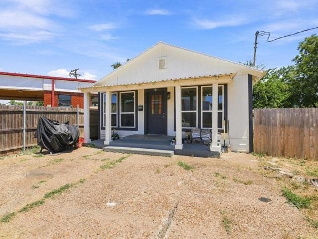House for sale in Fannin, Texas