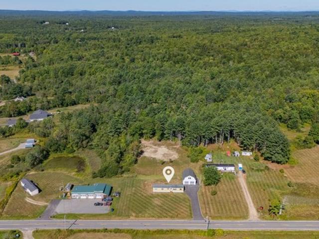 House for sale in Richmond, Maine
