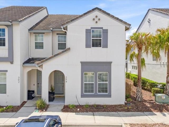 Townhouse for sale in Davenport, Polk County