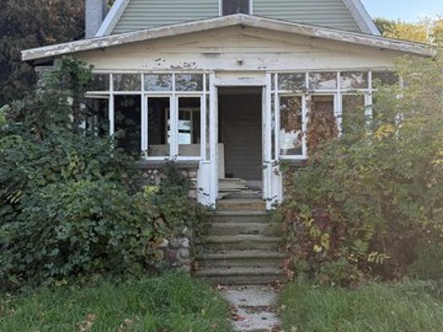 House for sale in Barryton, Mecosta County