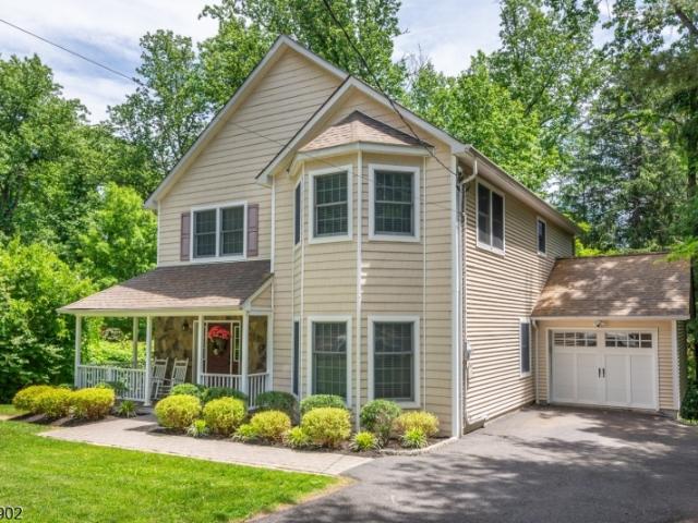 House for sale in Berkeley Heights, New Jersey