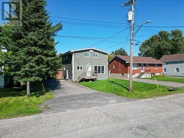 House for sale in Sault Sainte Marie, Ontario