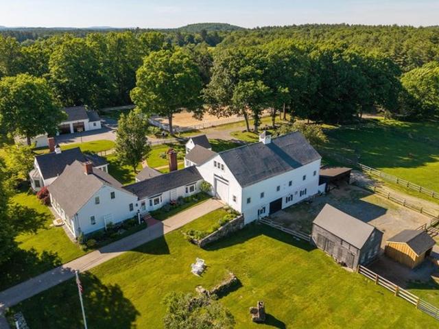 House for sale in Littlefield, Newfields