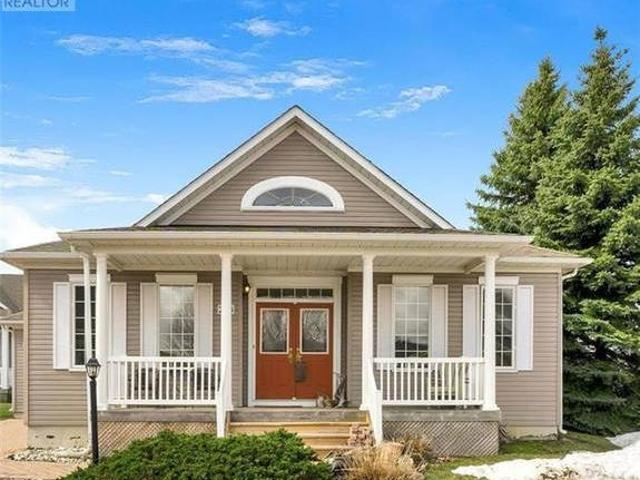 House for sale in Ancaster, Ontario