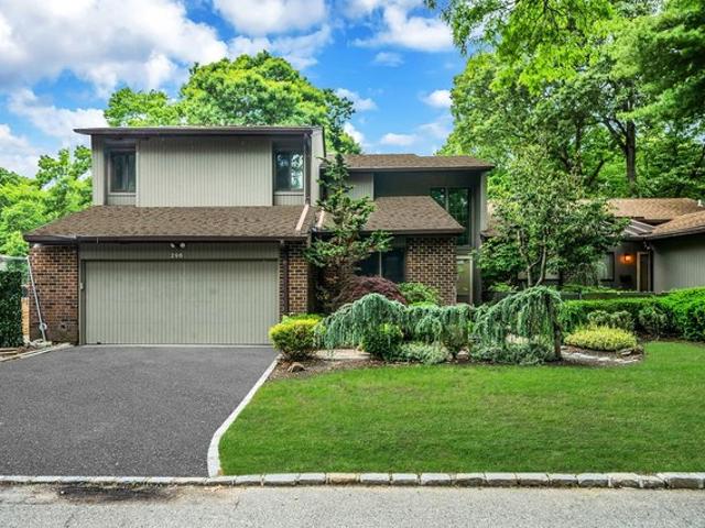 Condo for sale in Nassau, New York
