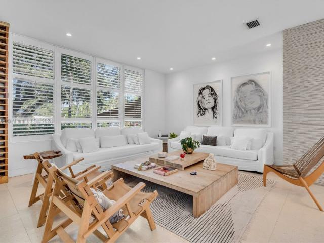 Apartment for rent in Key Biscayne