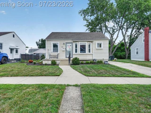 House for sale in Clawson, Michigan
