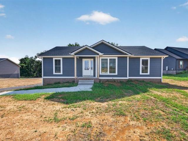 House for sale in Oakland, Kentucky