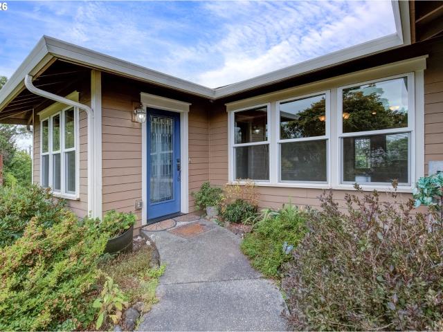 House for sale in La Center, Washington